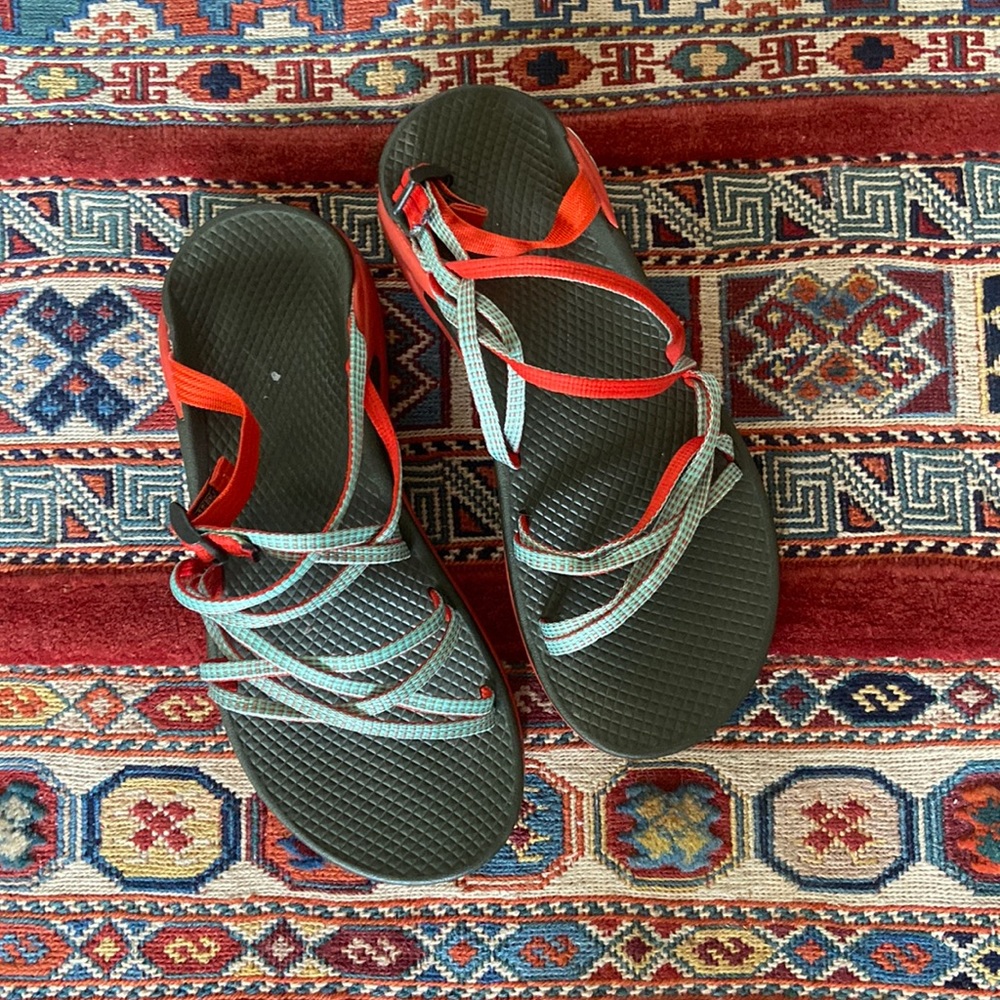 Chaco flip flops